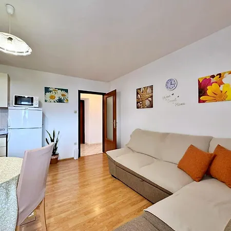 By The Sea Silo, Krk - 18715 * Šilo