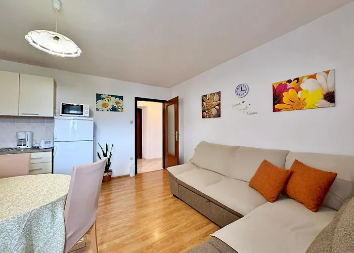 By The Sea Silo, Krk - 18715 * Šilo